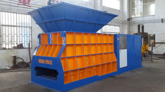 High Carbon Steel Blade Horizontal Scrap Shear 4000kN, 1400mm Container Shear For Heavy Scrap Processing