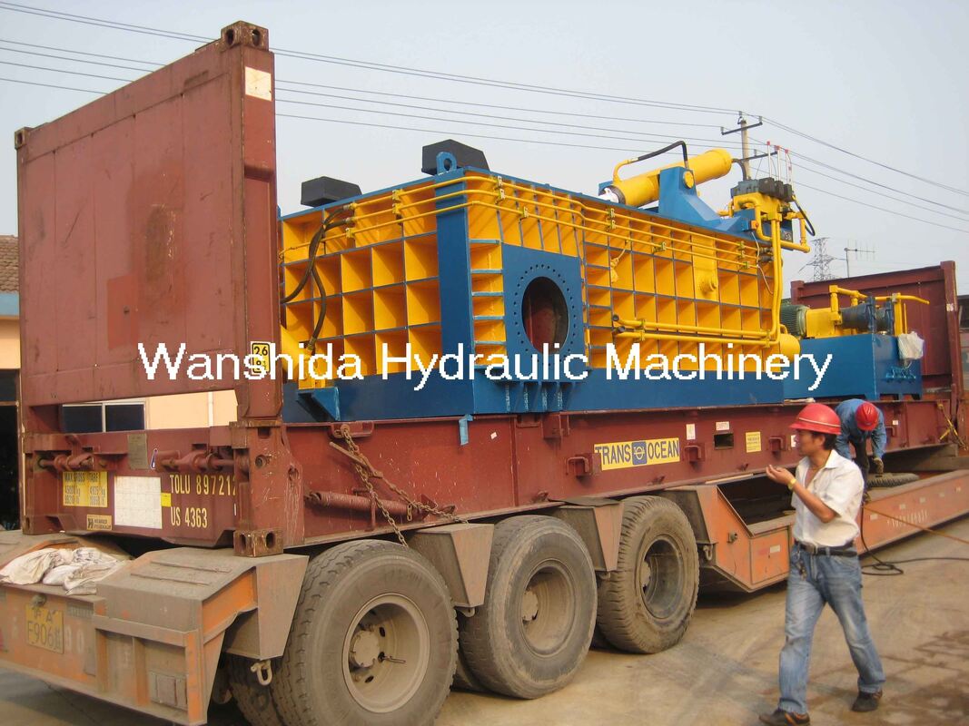 Custom Voltage 1600kN Hydraulic Metal Baler For Scrap Metal Recycling And Compact Bale Production