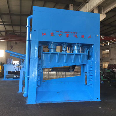 Système de commande PLC de la cisailleuse à grille industrielle avec boîte de recharge de 8000 mm pour ferraille