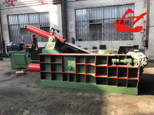 Opération entièrement automatique de la baliseuse hydraulique métallique PLC avancée