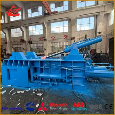 Compacteur de ferraille push-out 3150kN avec chambre de 4000 × 2000 × 1200 mm pour le recyclage des déchets lourds